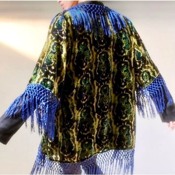 Urban Outfitters Roxanna Fringe Kimono - Picture 2 of 8